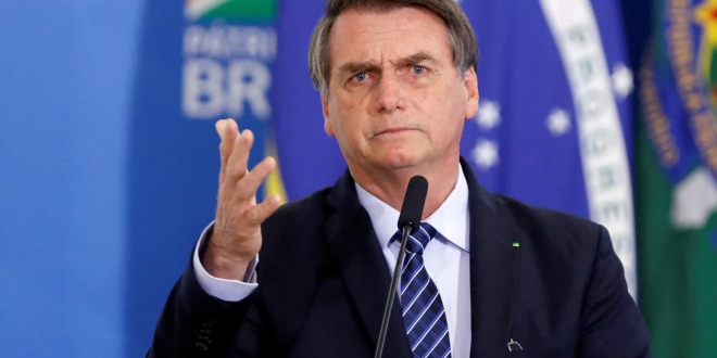 Bolsonaro desiste de dar desconto na conta de energia de igrejas